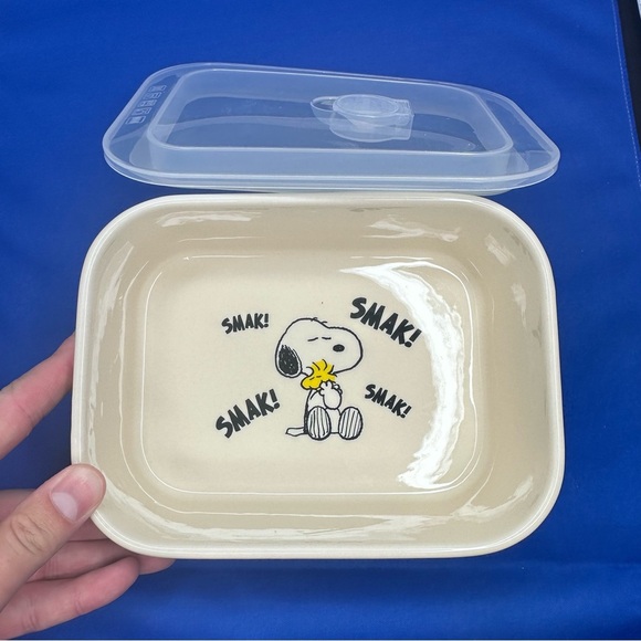 Peanuts Snoopy Lucy Smack Chow Time Stoneware Lunchbox Storage Container - Picture 2 of 7